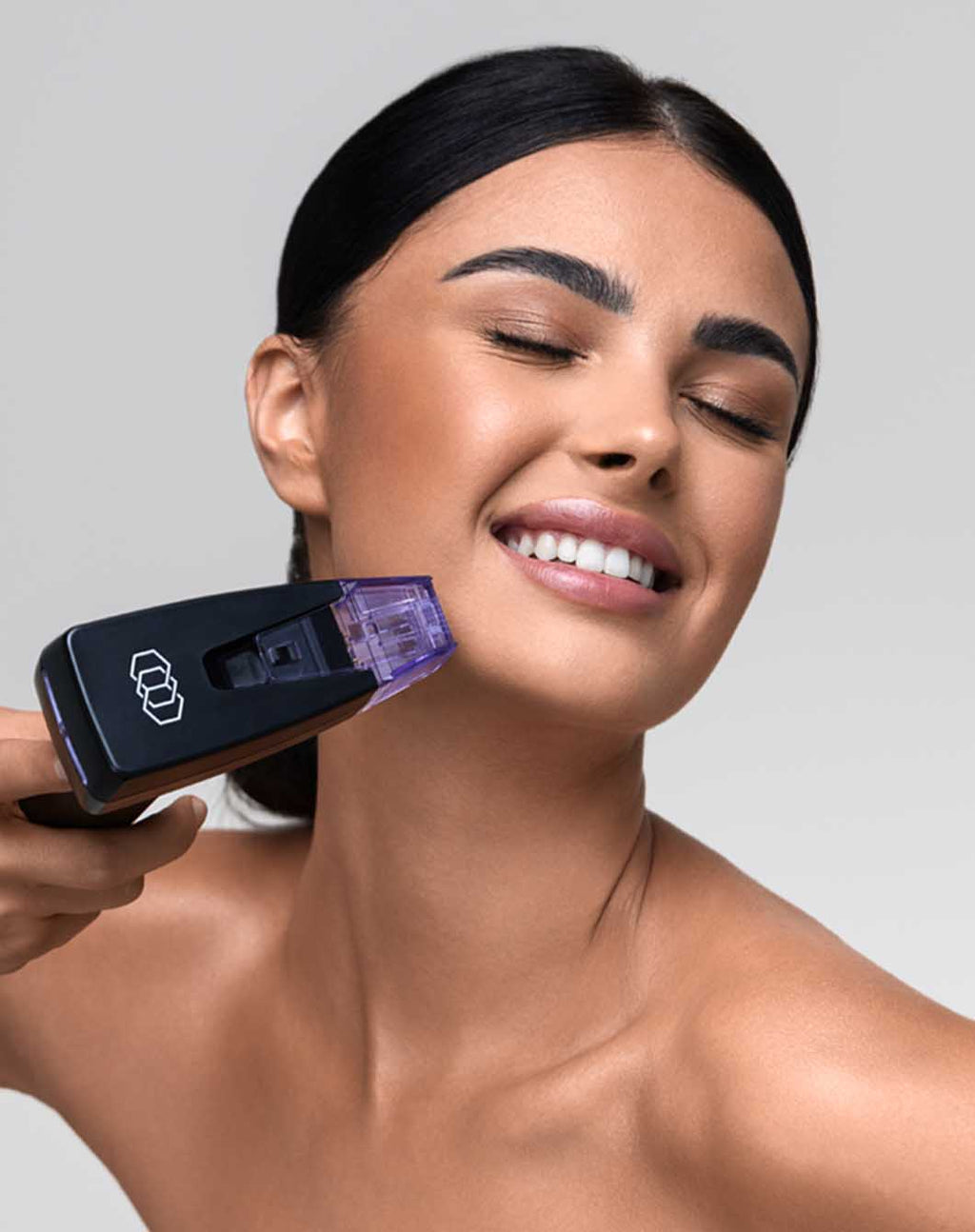 the MODERN Morpheus8 (Face & Neck) Series of 3